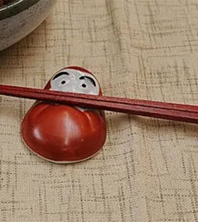 (日)瓷筷架-達摩(紅色)